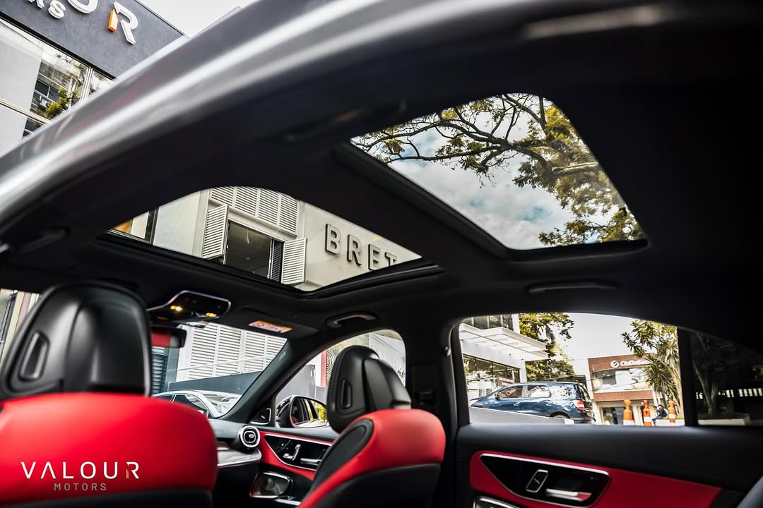 MERCEDES-BENZ C300 - Imagem 18
