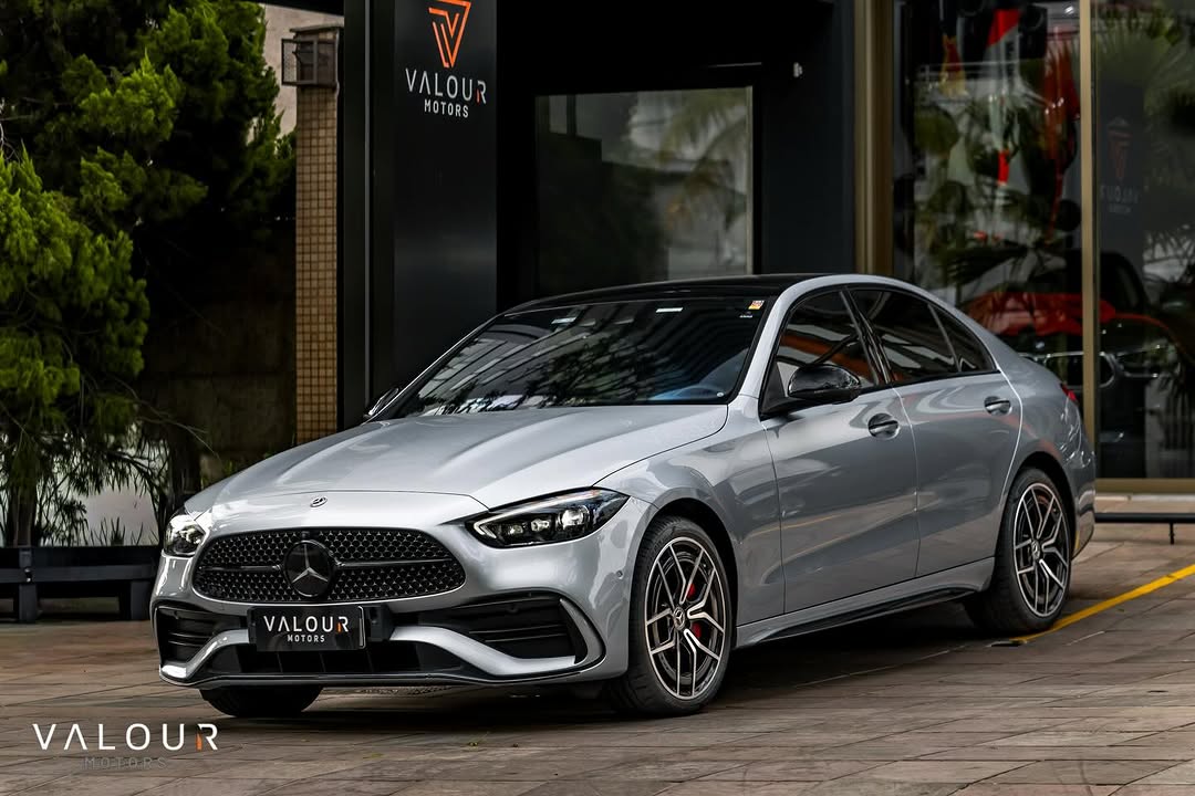 MERCEDES-BENZ C300 - Imagem 4