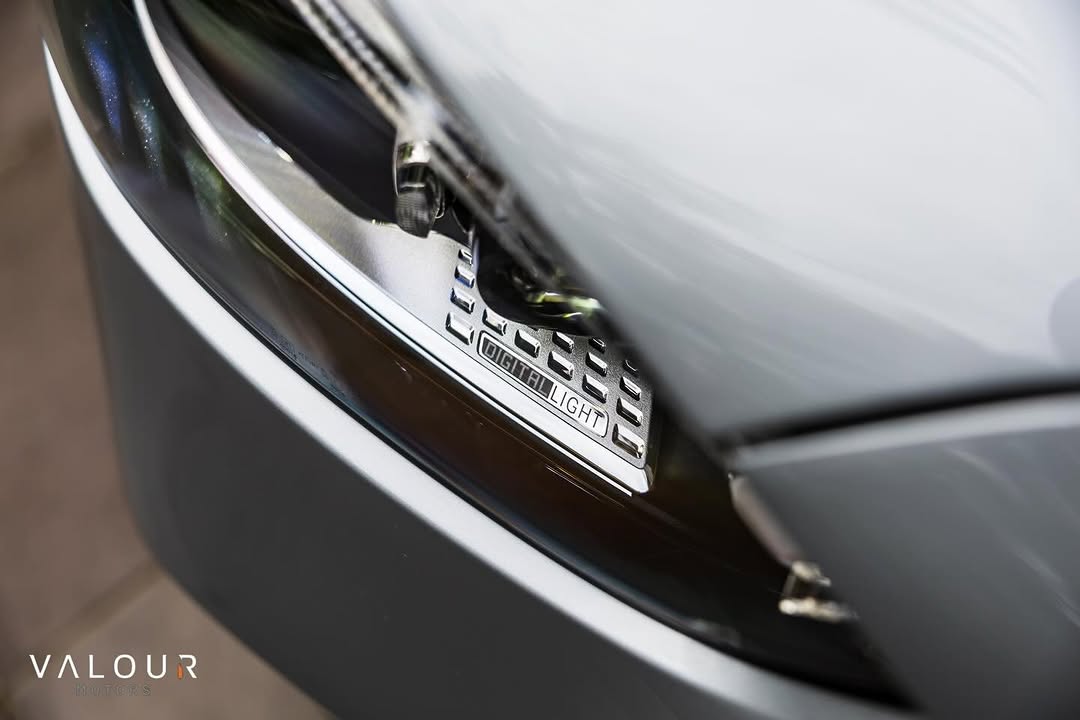 MERCEDES-BENZ C300 - Imagem 6