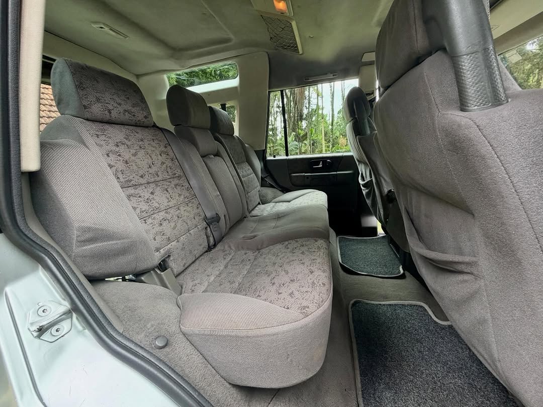 LAND ROVER DISCOVERY TD5 - Imagem 10