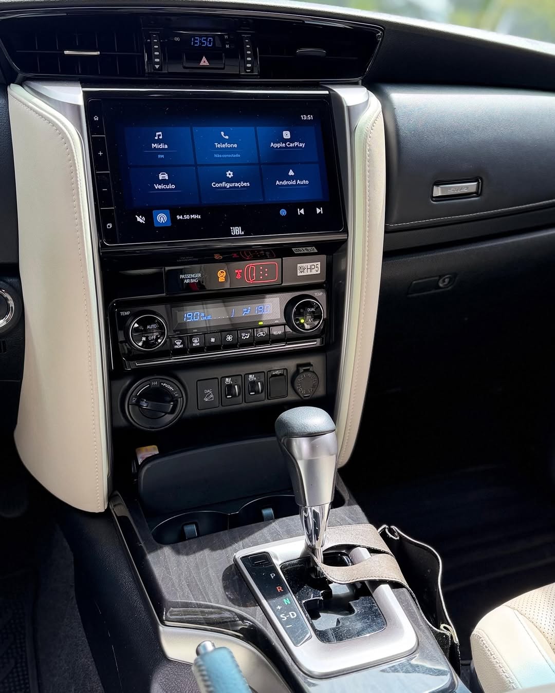 TOYOTA SW4 DIAMOND - Imagem 12
