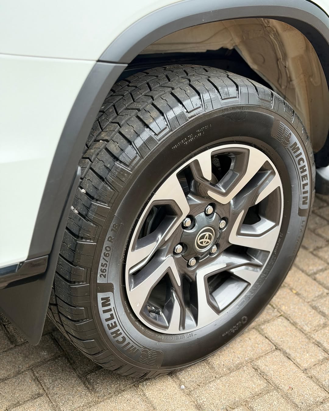 TOYOTA SW4 DIAMOND - Imagem 7