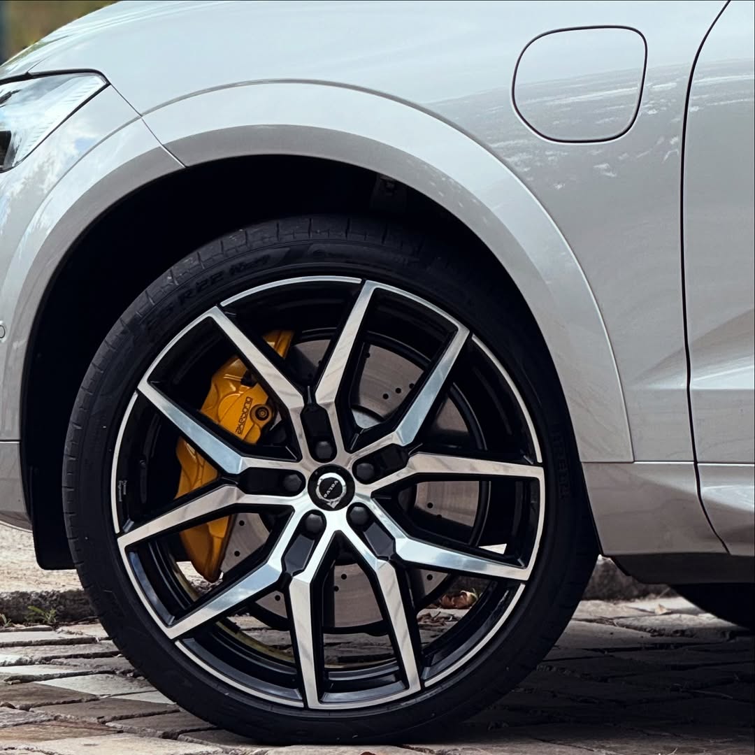 VOLVO XC60 T8 POLESTAR ENGINEERED - Imagem 10