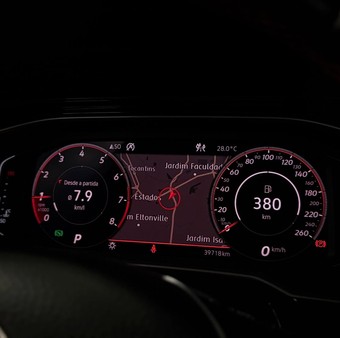 VOLKSWAGEN POLO GTS - Imagem 9