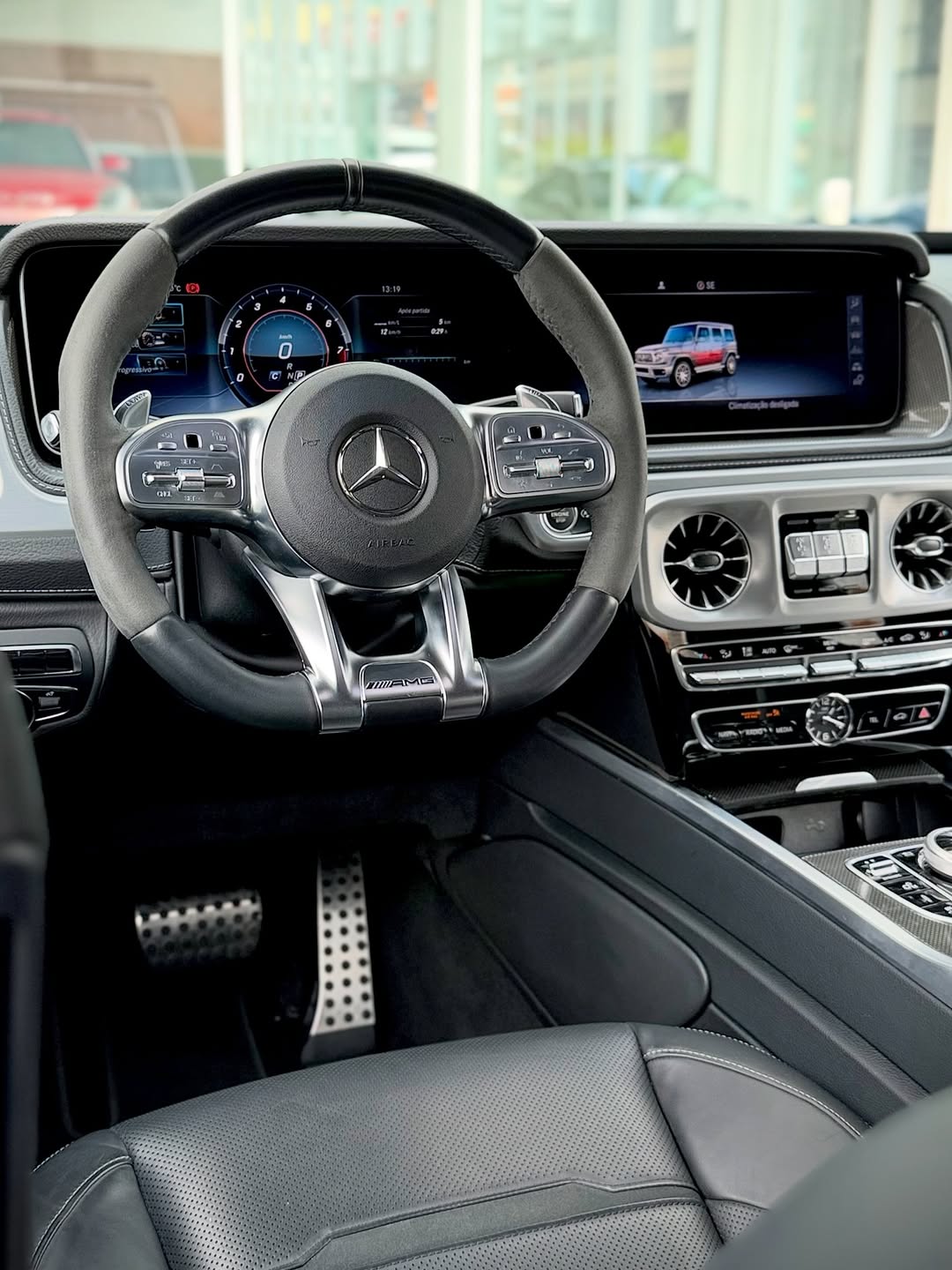 MERCEDES-BENZ G63 - Imagem 3