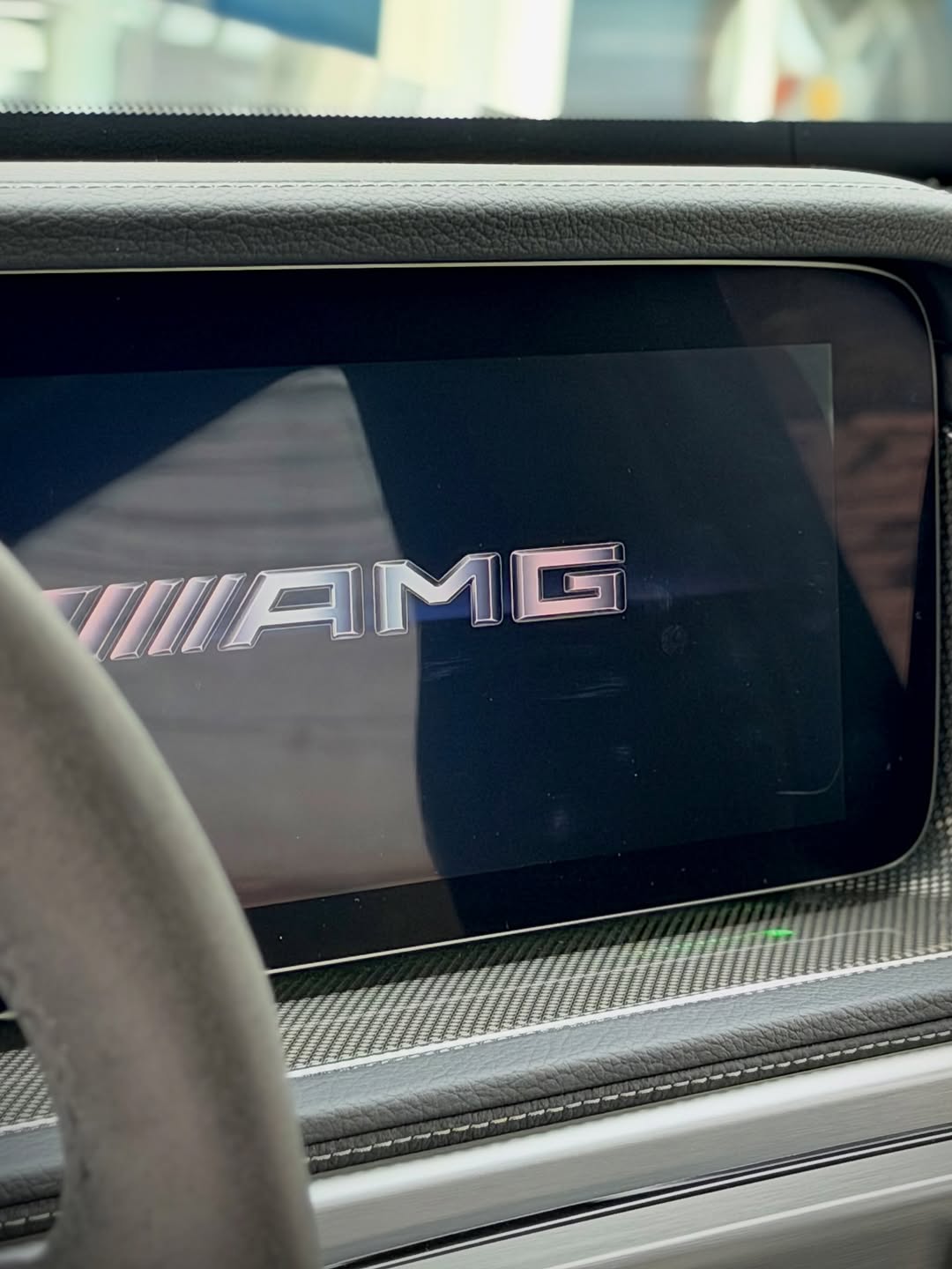 MERCEDES-BENZ G63 - Imagem 8