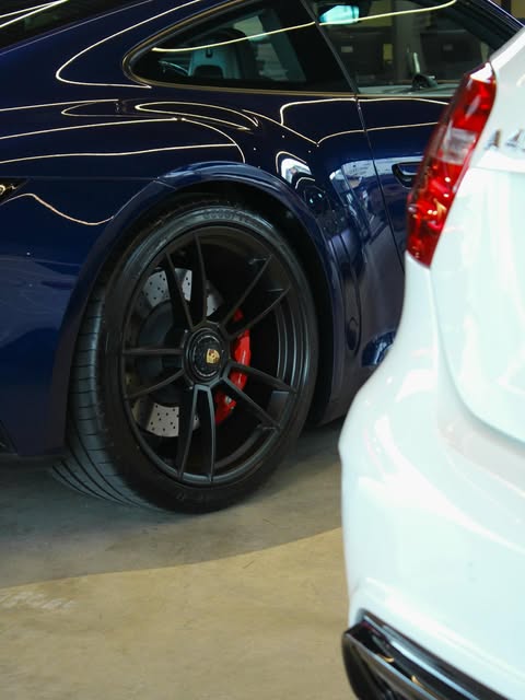 PORSCHE 911 CARRERA GTS - Imagem 3