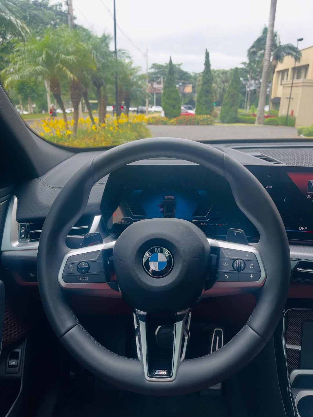 BMW X2 XDRIVE 20I MSP - Imagem 16