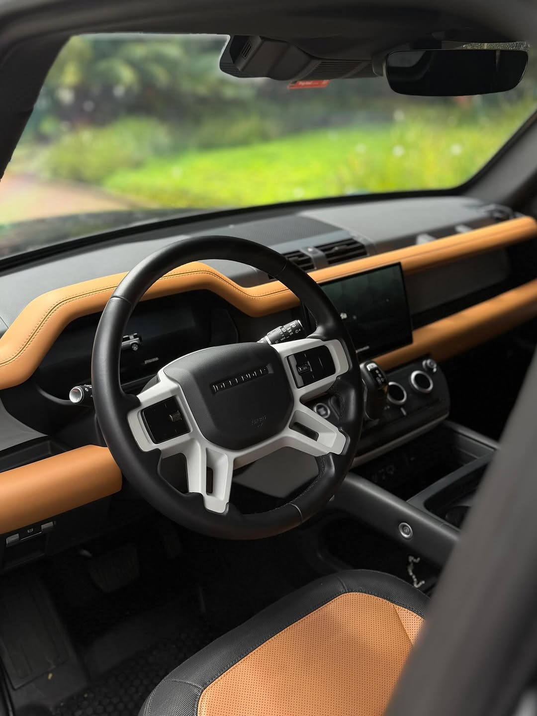 LAND ROVER DEFENDER X- DYNAMIC HSE - Imagem 4
