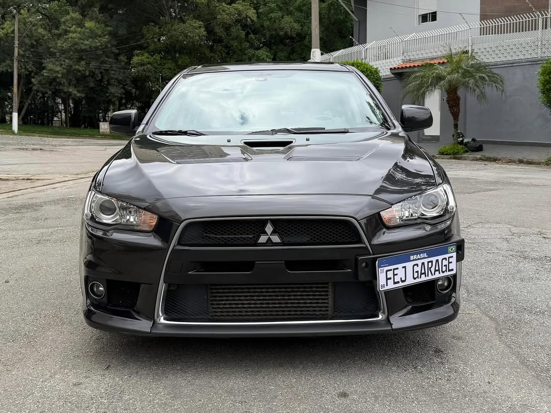 MITSUBISHI LANCER EVOLUTION X - Imagem 3