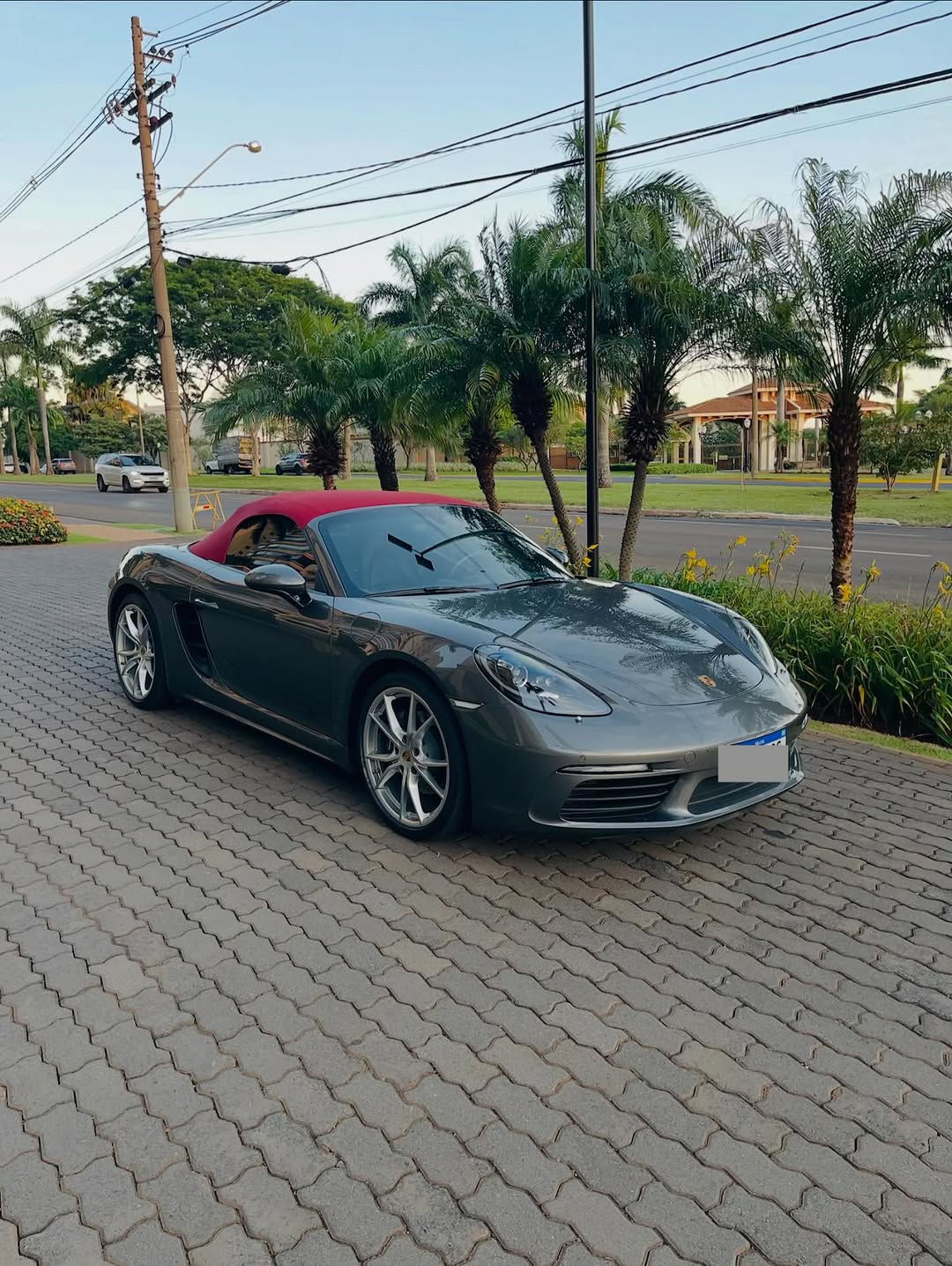 PORSCHE BOXTER 718 - Imagem 12