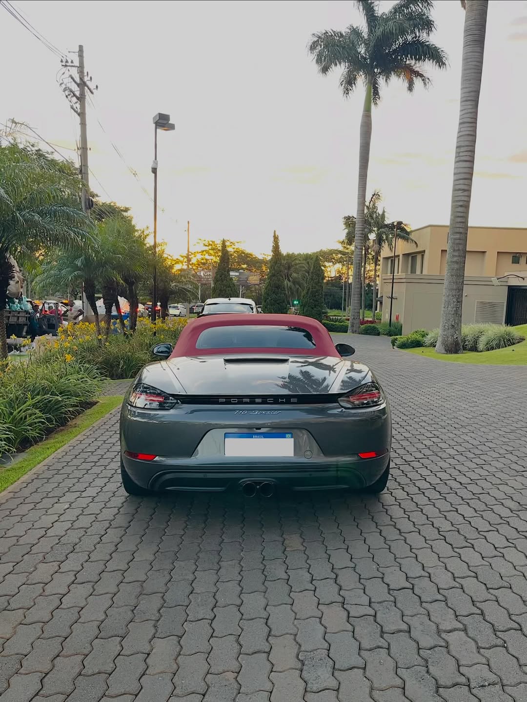 PORSCHE BOXTER 718 - Imagem 15