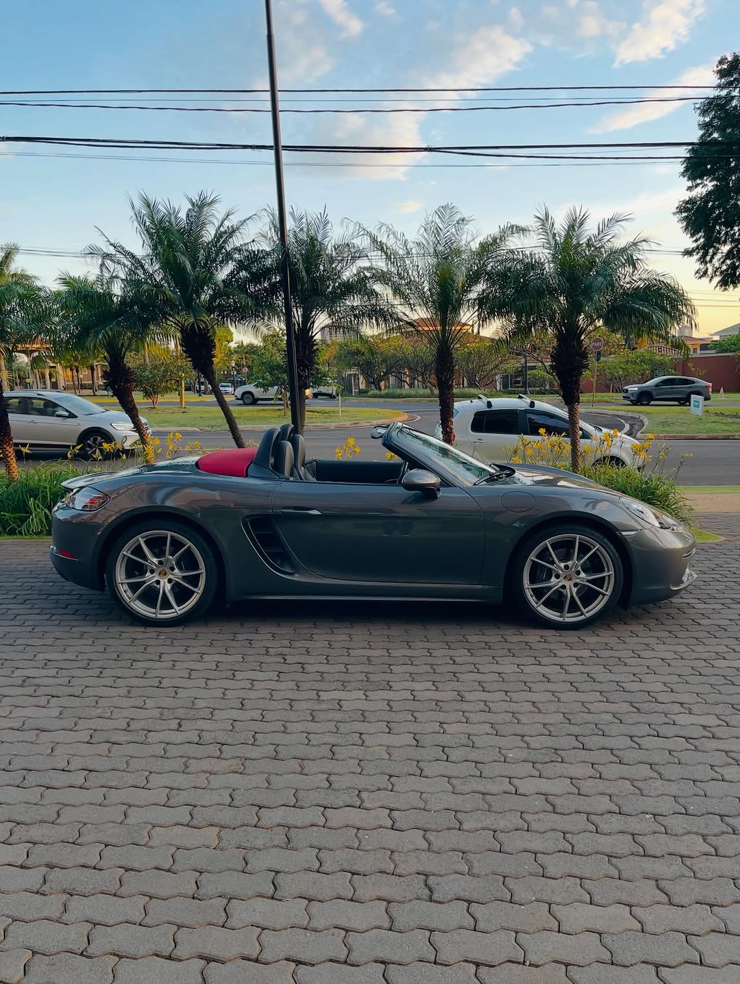 PORSCHE BOXTER 718 - Imagem 4