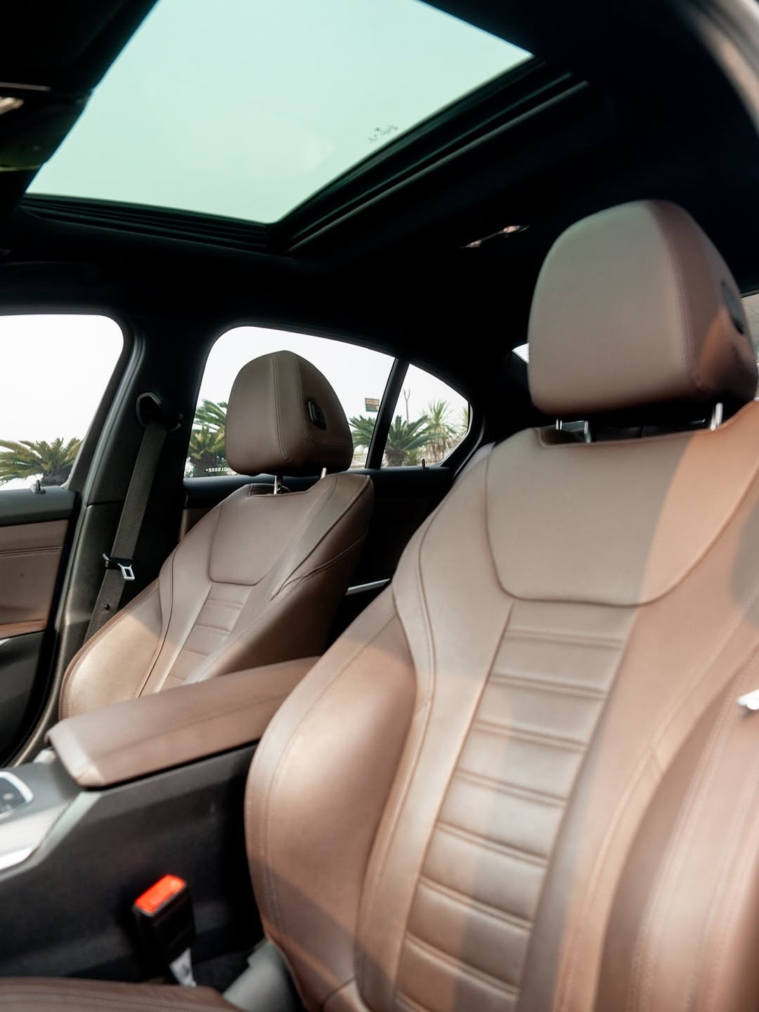 BMW 320I M SPORT - Imagem 7