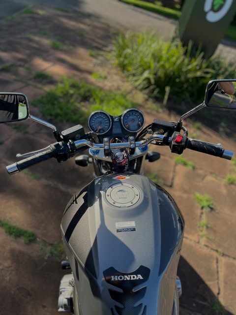 HONDA CB1300 SUPERFOUR - Imagem 12