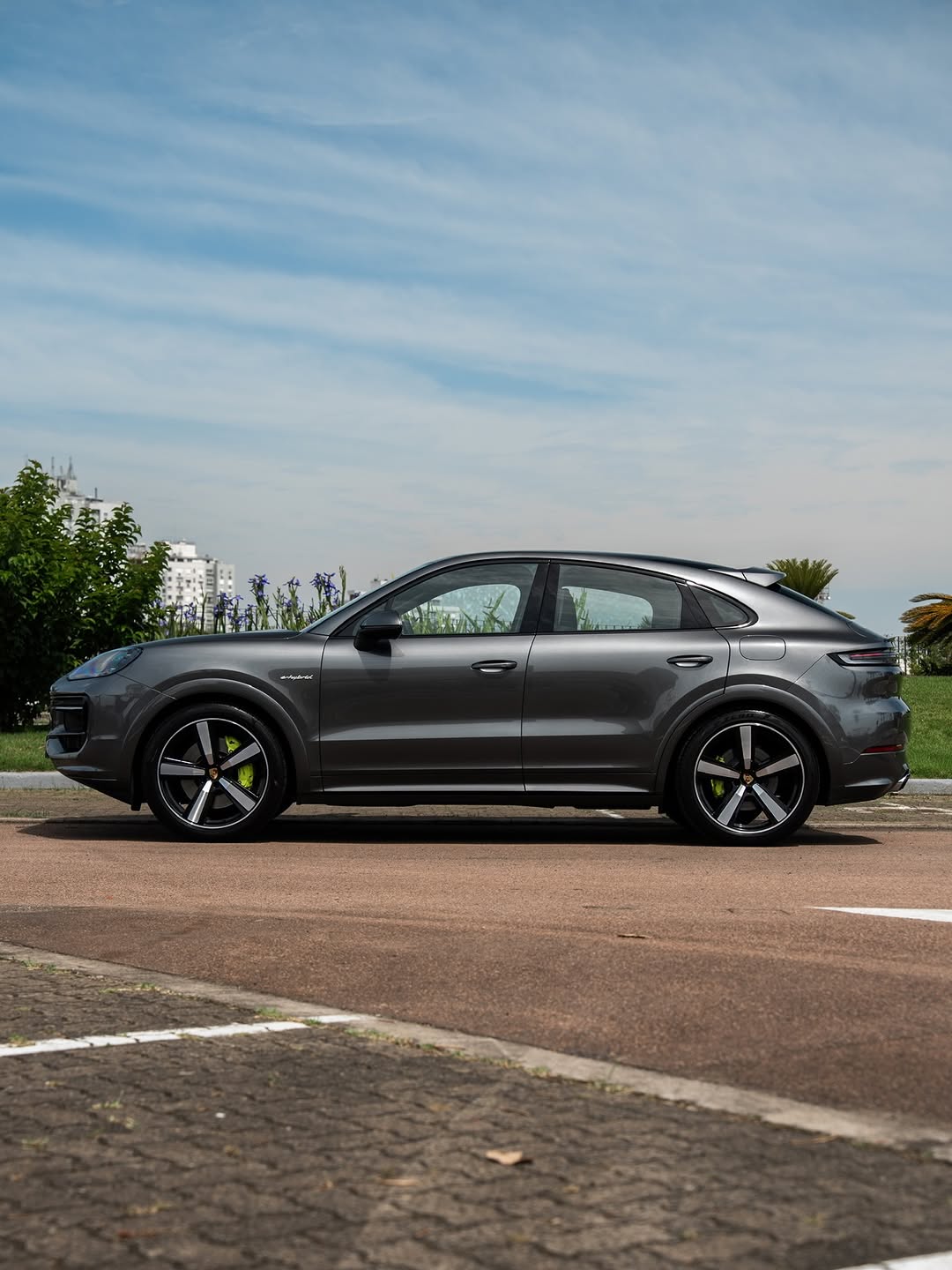PORSCHE CAYENNE COUPE E-HYBRID - Imagem 2
