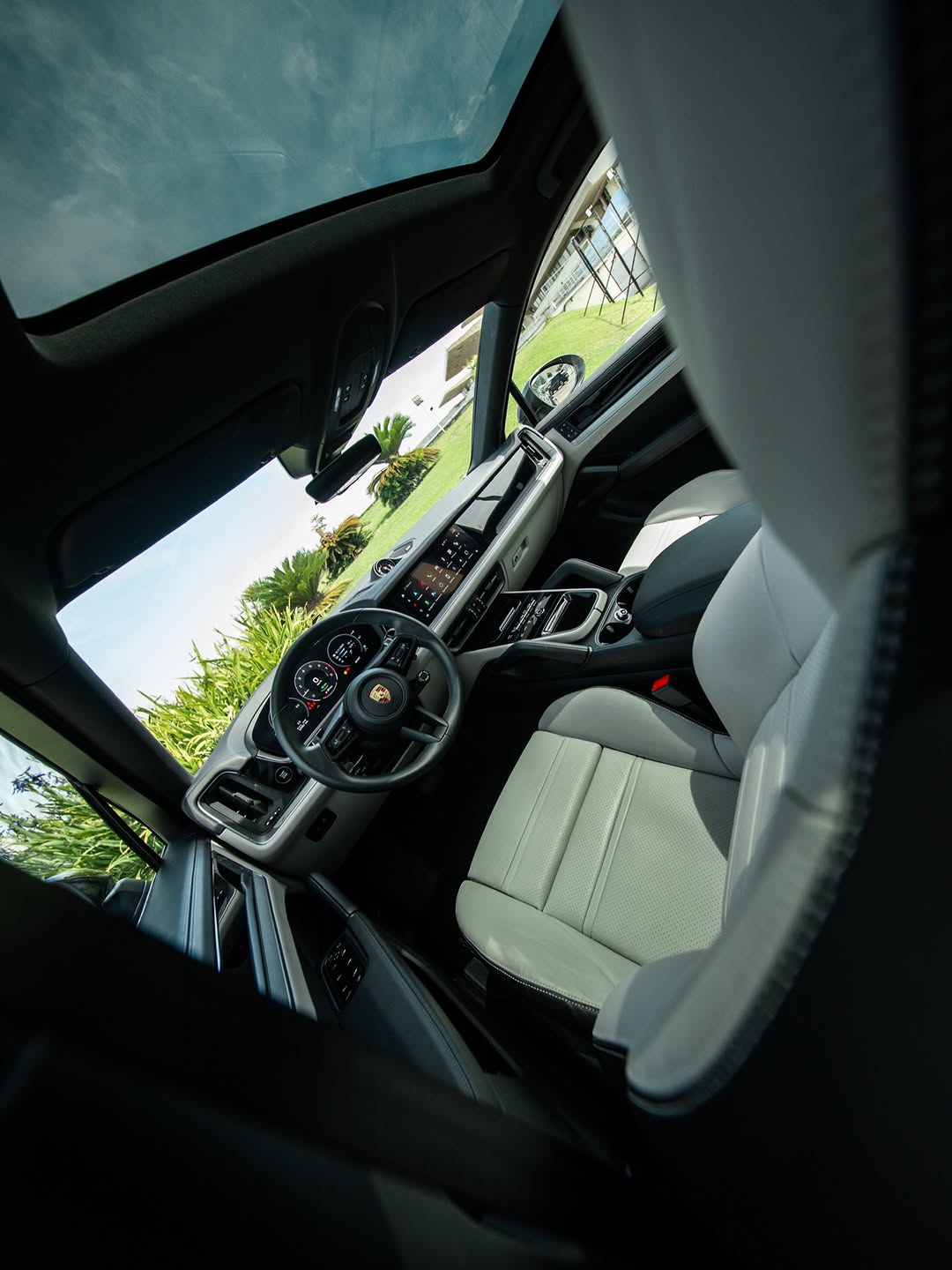 PORSCHE CAYENNE COUPE E-HYBRID - Imagem 9