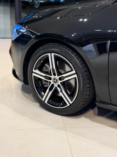 MERCEDES-BENZ CLA 250 - Imagem 16
