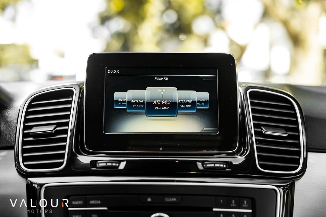 MERCEDES-BENZ GLE - Imagem 14