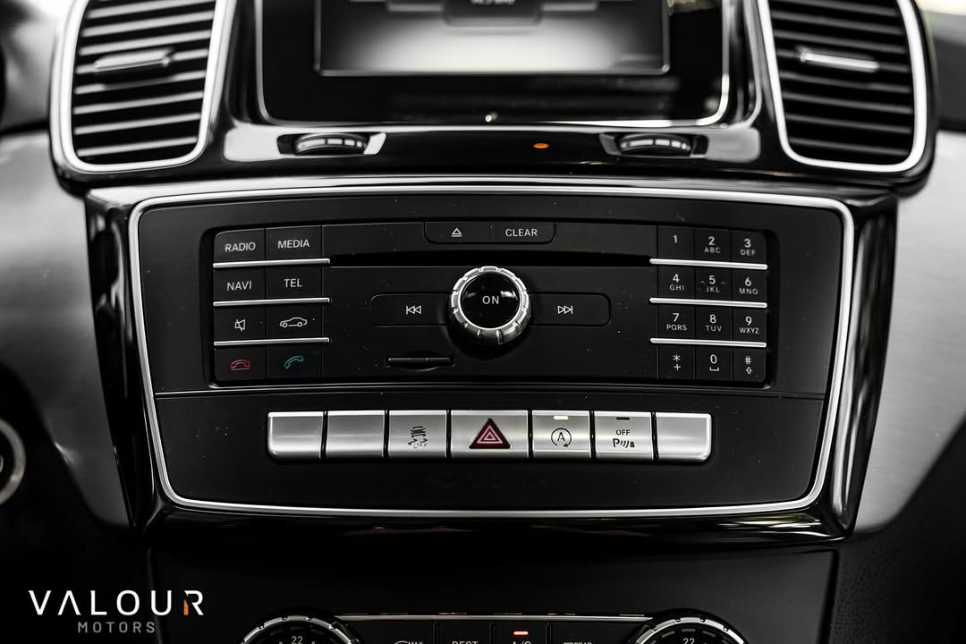 MERCEDES-BENZ GLE - Imagem 15