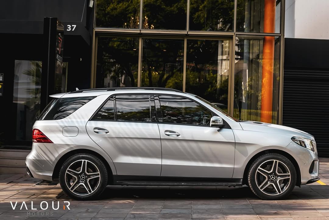 MERCEDES-BENZ GLE - Imagem 7