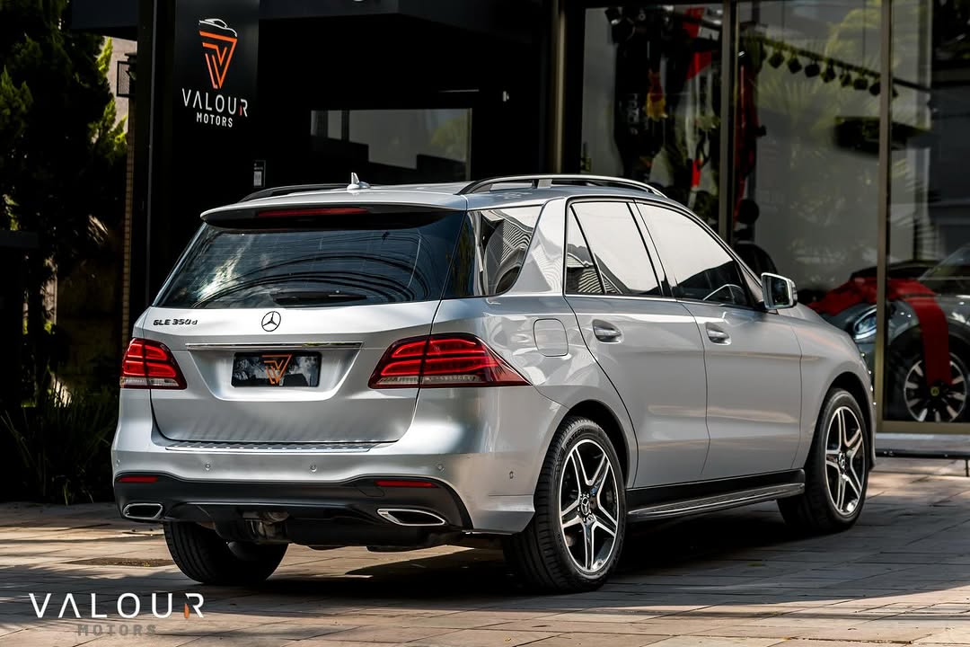 MERCEDES-BENZ GLE - Imagem 9
