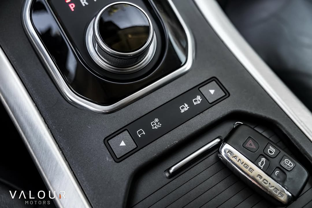 LAND ROVER EVOQUE - Imagem 17