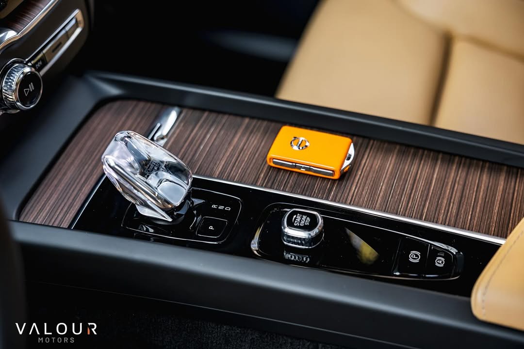 VOLVO XC60 - Imagem 15