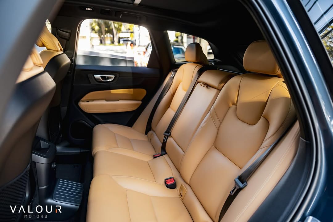 VOLVO XC60 - Imagem 20