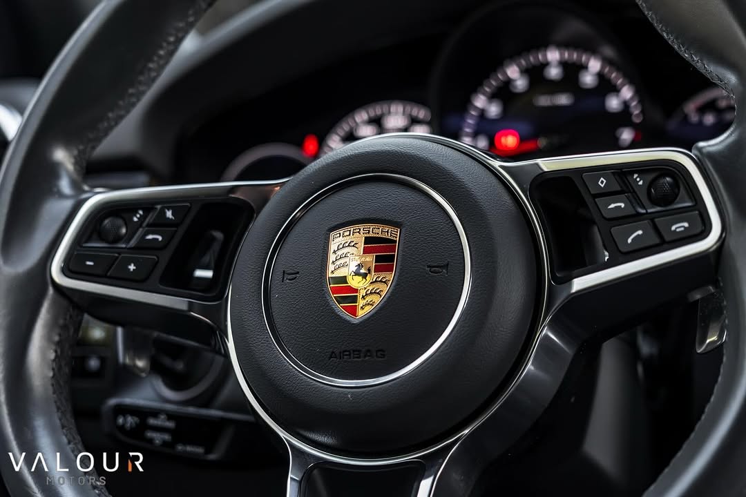 PORSCHE CAYENNE - Imagem 13