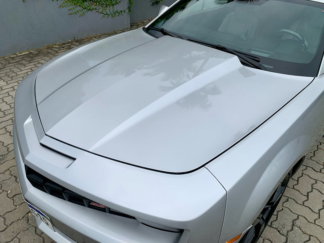 CHEVROLET CAMARO CONVERSÍVEL - Imagem 9