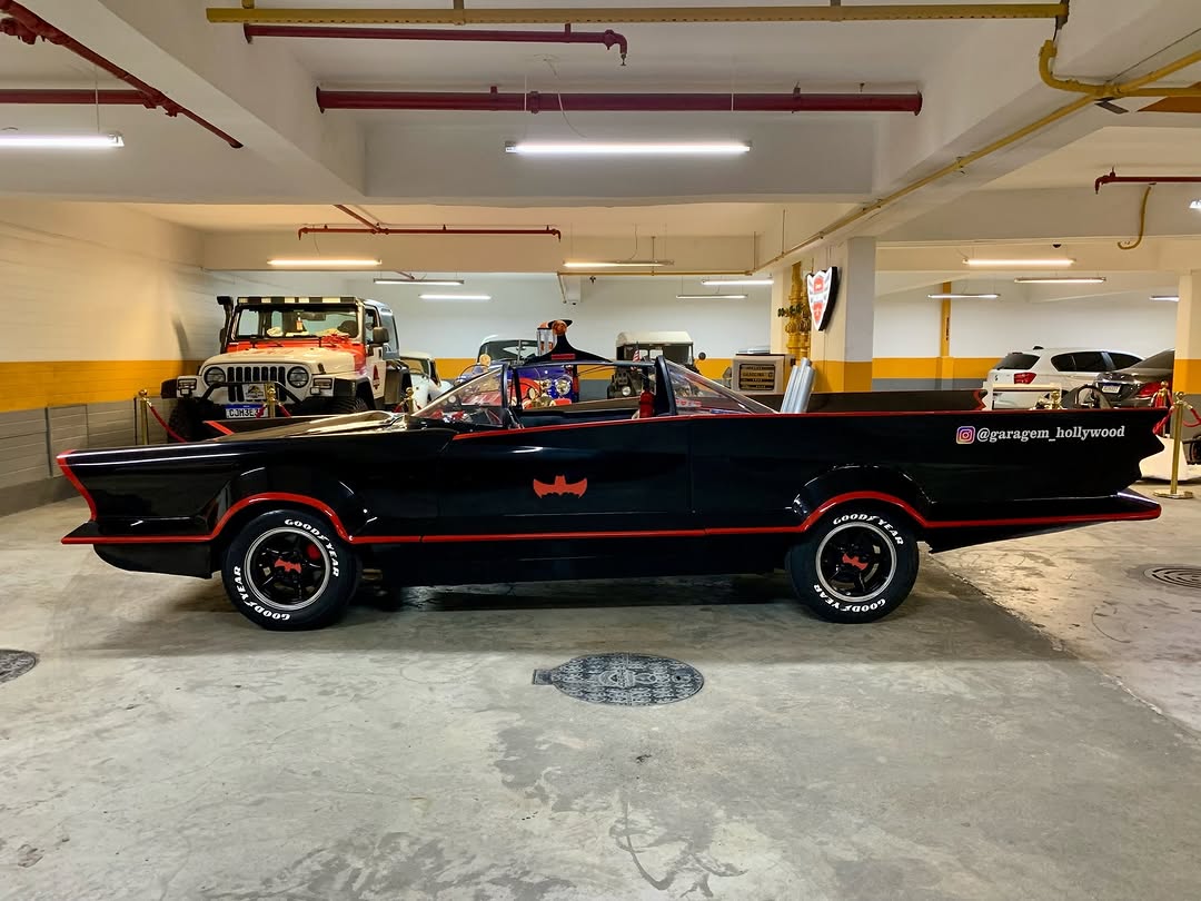 BATMÓVEL TRIBUTO BATMOBILE - Imagem 2