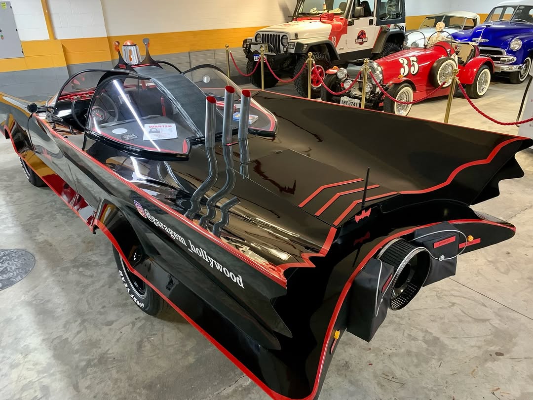 BATMÓVEL TRIBUTO BATMOBILE - Imagem 13
