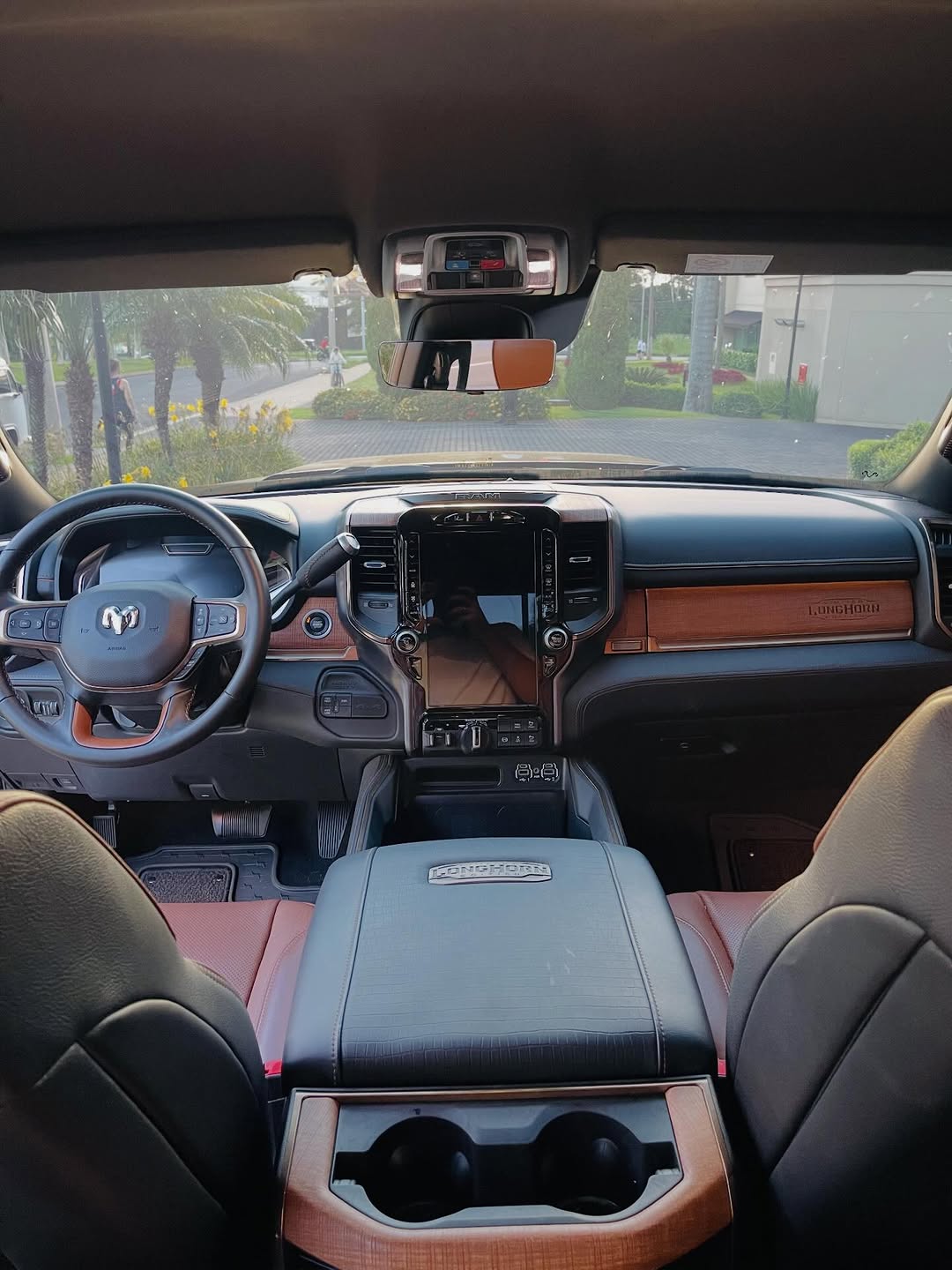 DODGE RAM 3500 LONGHORN - Imagem 14