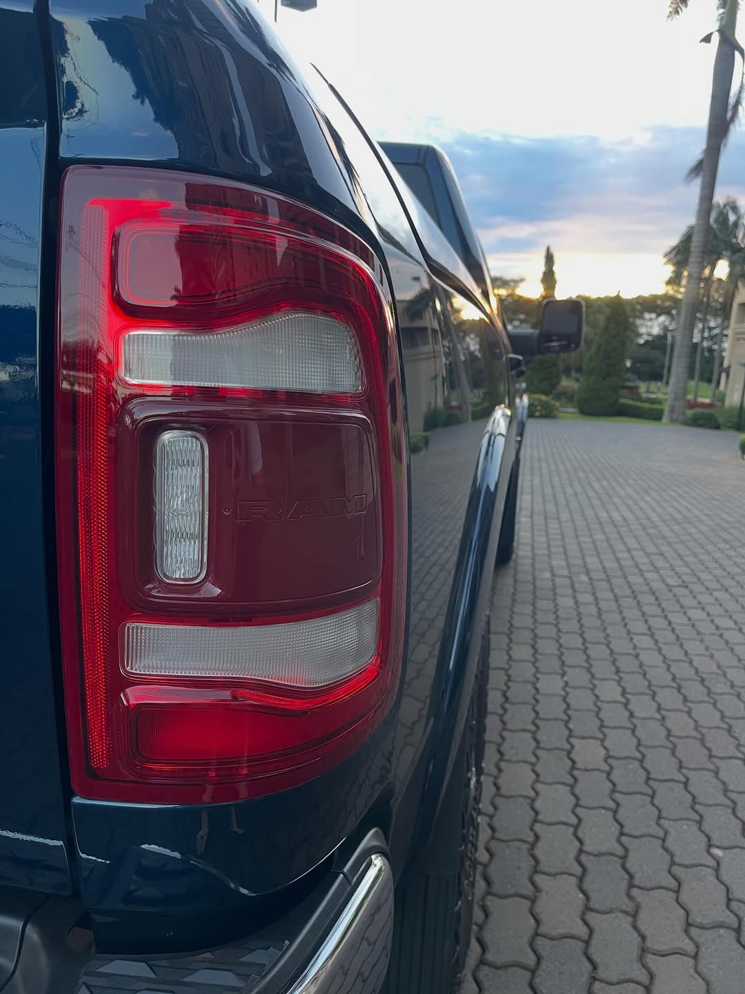 DODGE RAM 3500 LONGHORN - Imagem 10