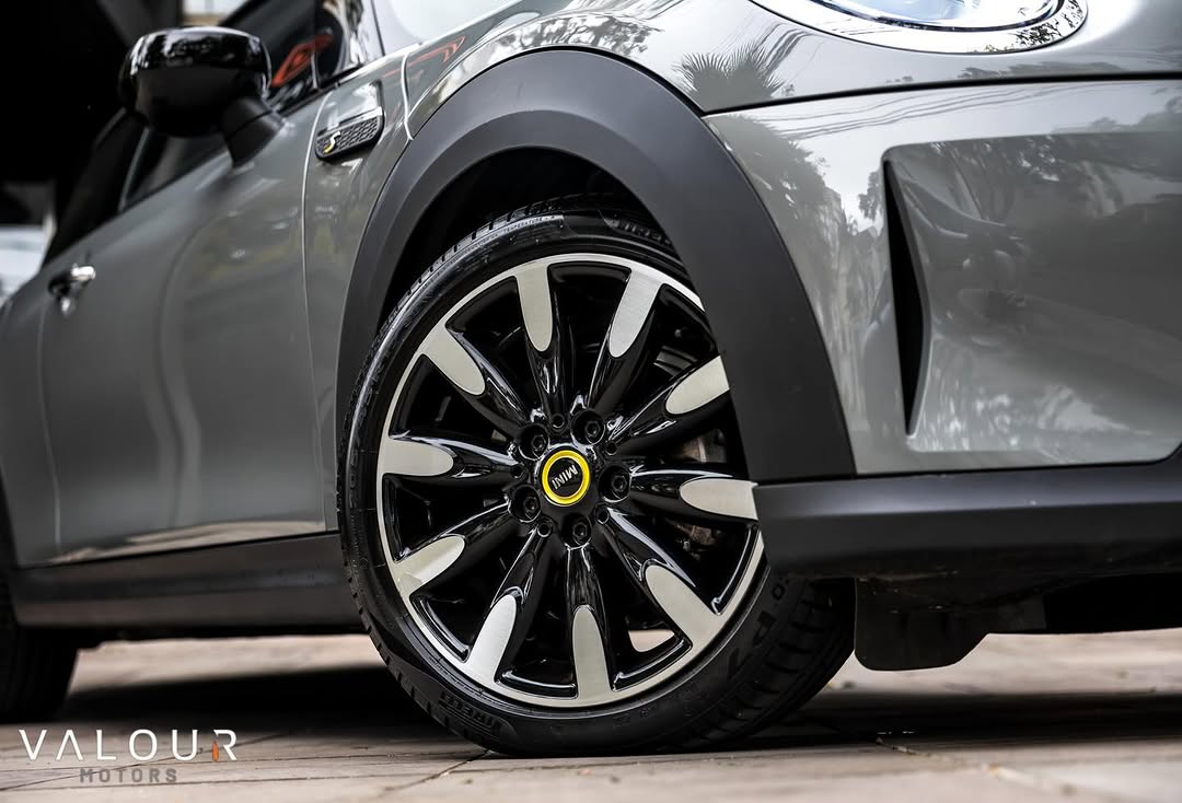 MINI COOPER - Imagem 2