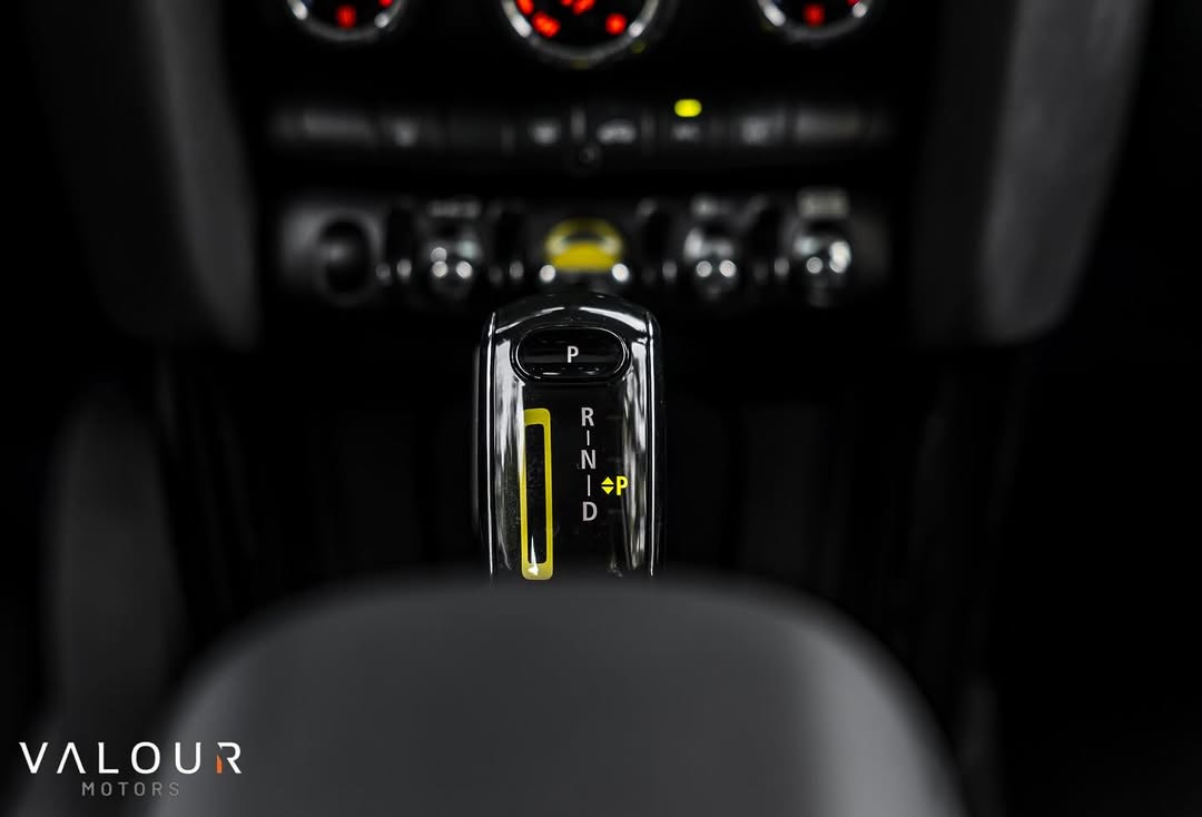 MINI COOPER - Imagem 16