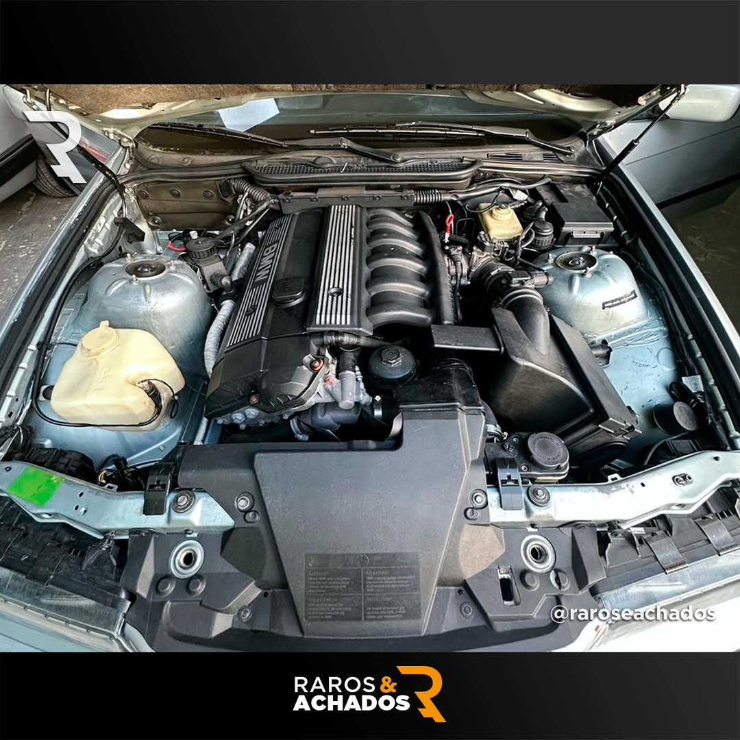 BMW 323I - Imagem 19