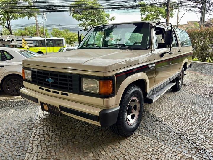 CHEVROLET VERANEIO CUSTOM