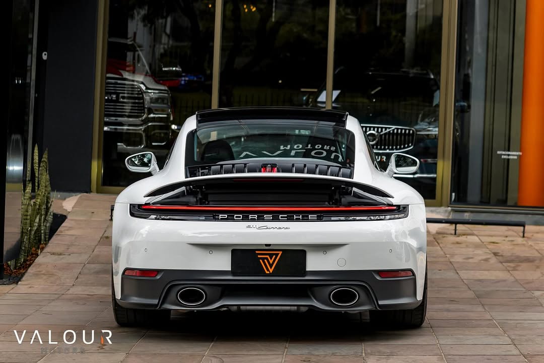 PORSCHE 911 - Imagem 11