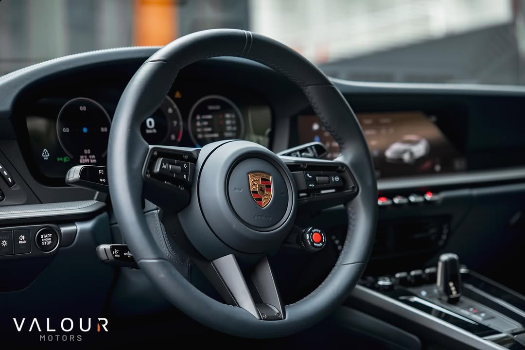 PORSCHE 911 - Imagem 13