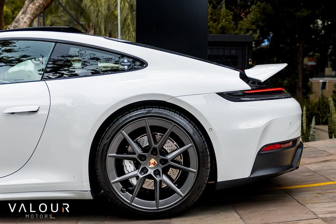 PORSCHE 911 - Imagem 4