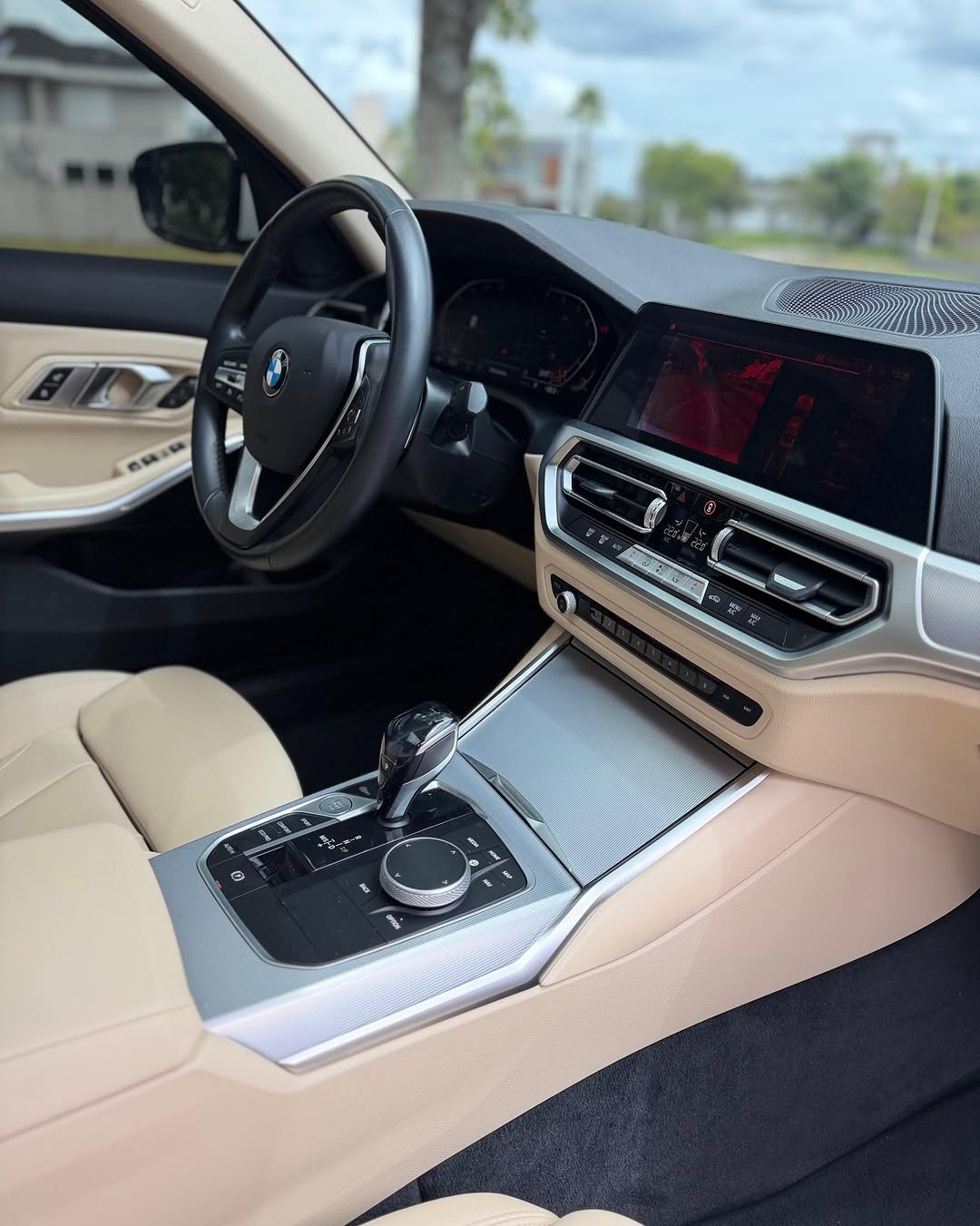 BMW 320I GP ACTIVE - Imagem 11