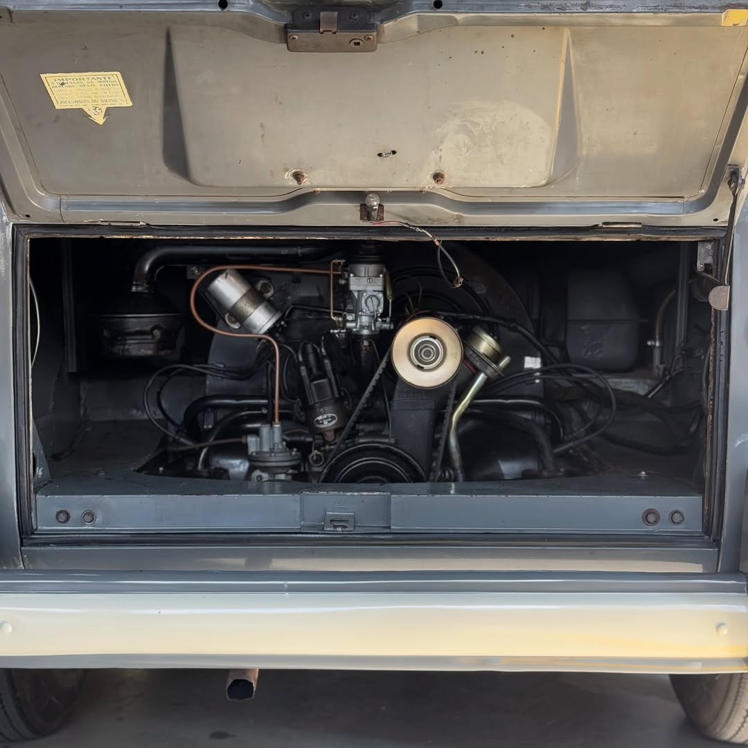 VOLKSWAGEN KOMBI LUXO - Imagem 14