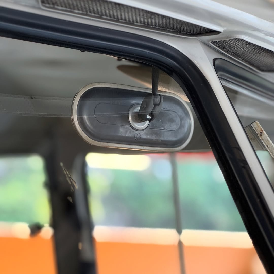 VOLKSWAGEN KOMBI LUXO - Imagem 20