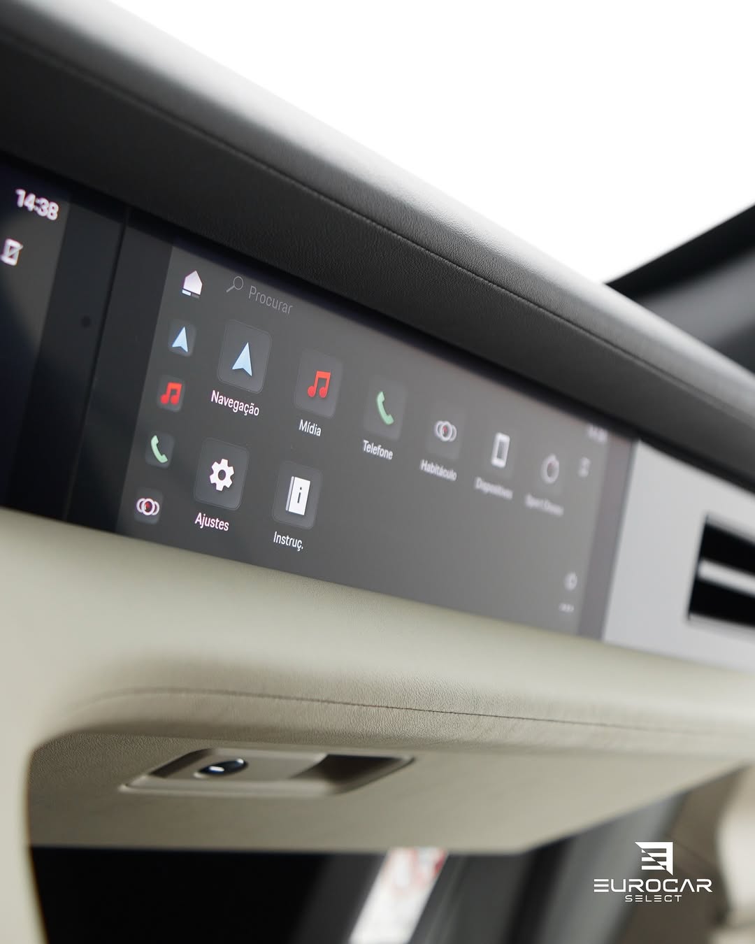 PORSCHE TAYCAN 4S - Imagem 10