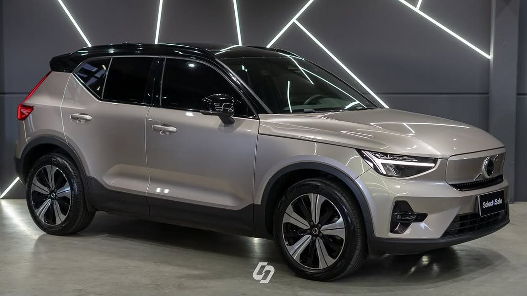 VOLVO XC40 RECHARGE - Imagem 2