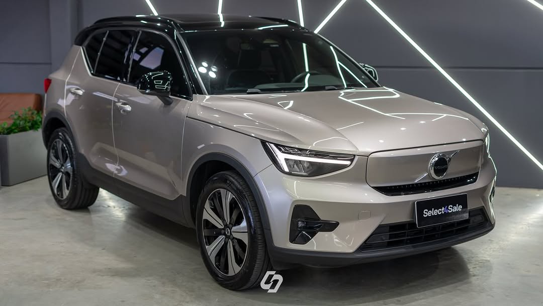 VOLVO XC40 RECHARGE - Imagem 11