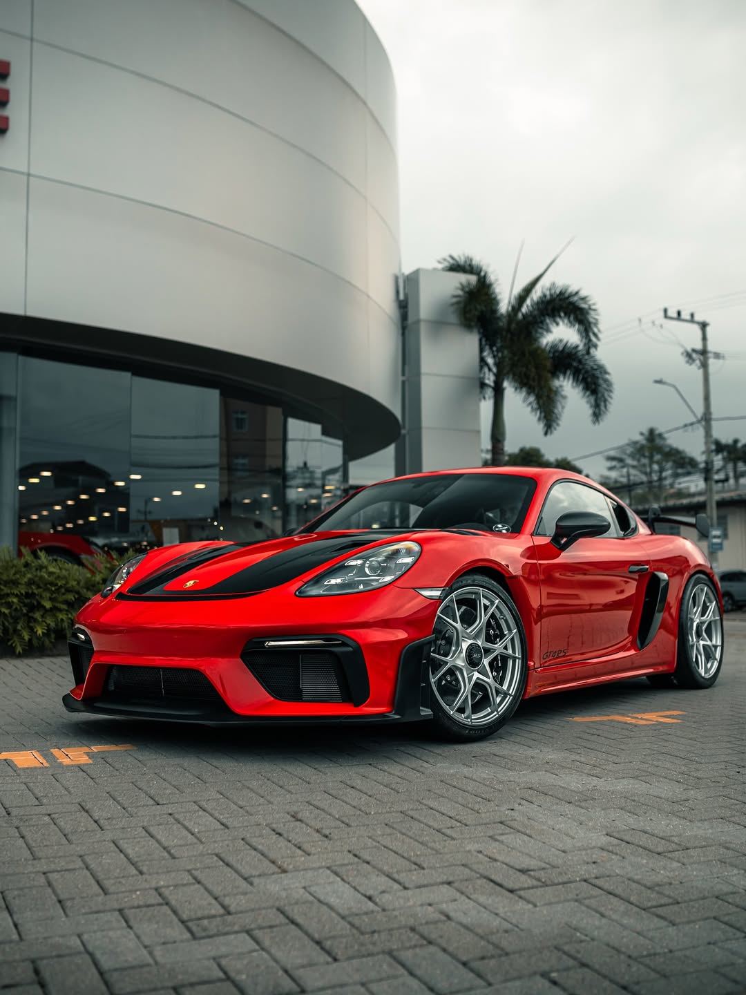 PORSCHE 718 GT4RS - Imagem 19