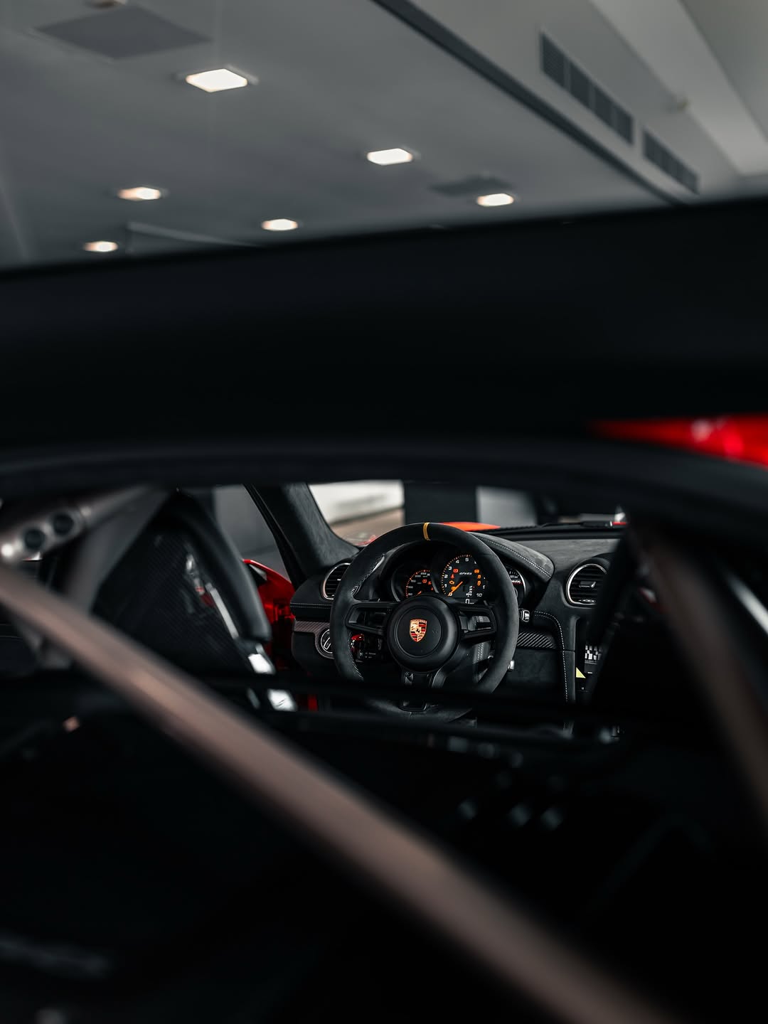 PORSCHE 718 GT4RS - Imagem 6